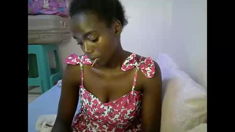 bunny_bliss1 online show from June 2, 7:26 pm