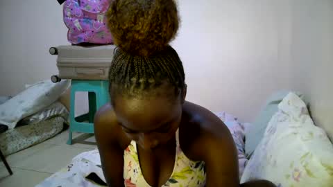 bunny_bliss1 online show from June 16, 10:00 pm