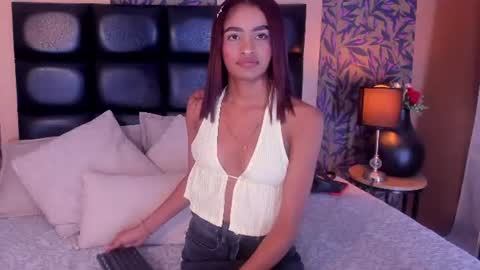 EMILY online show from July 28, 9:47 pm