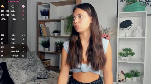 Aria online show from October 9, 9:13 am