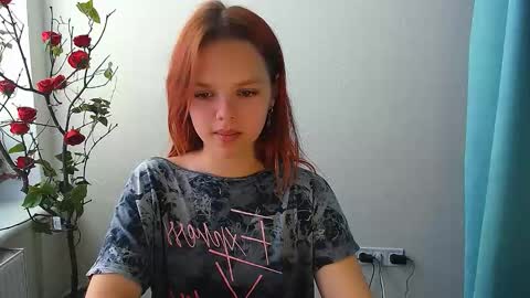 Snapshot of bunnybloom_ chatting on September 16, 6:54 am Ariel online show from September 16, 6:54 am