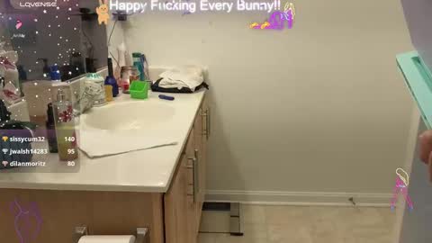 Tokki  bunny  online show from January 4, 6:19 pm