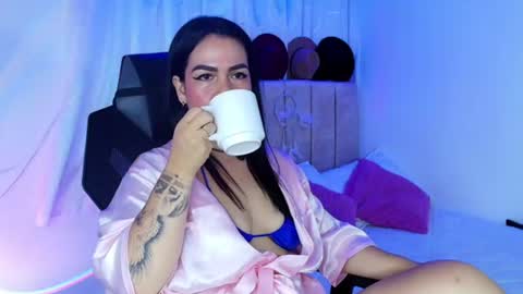 katerine payne online show from June 21, 2:15 am