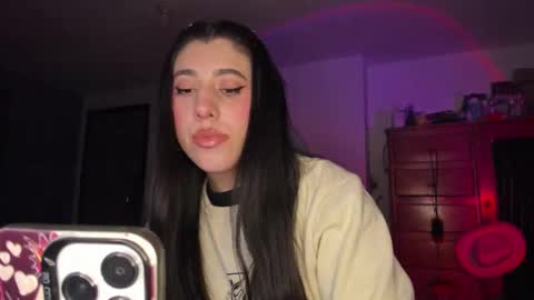 Snapshot of bunnyy09 chatting on September 9, 2:22 am Jess online show from September 9, 2:22 am