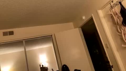 busty_2008 online show from February 26, 5:17 am