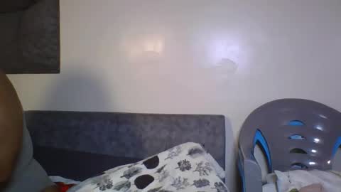 Snapshot of busty_mellons chatting on September 21, 12:53 am busty_mellons online show from September 21, 12:53 am
