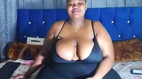 Snapshot of bustybmwx chatting on October 23, 9:04 am bustybmwx online show from October 23, 9:04 am