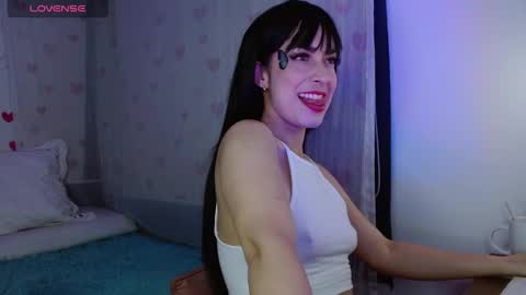 Snapshot of butterfly_xo chatting on October 18, 10:00 pm Antonella online show from October 18, 10:00 pm