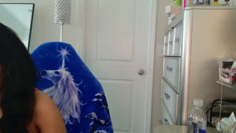 butterfly booty online show from April 7, 3:03 pm