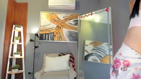 I am Katherine  online show from March 3, 11:16 am