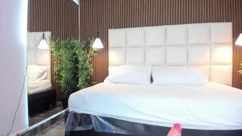 CailynBrown online show from October 23, 5:02 am