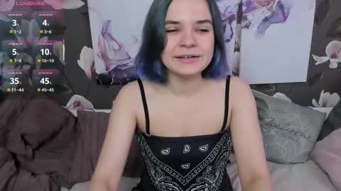 Gina online show from December 2, 9:55 am