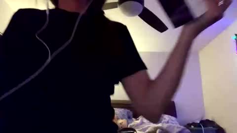 calishop1 online show from November 5, 3:01 am