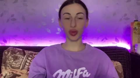 Anna online show from February 7, 6:56 pm