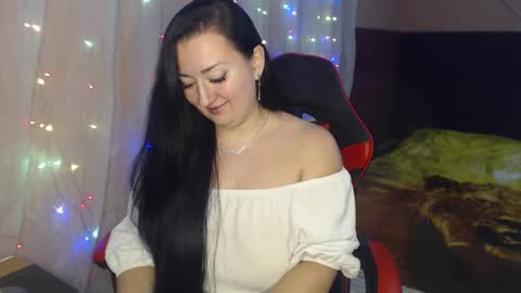 Shaya online show from February 12, 3:58 pm