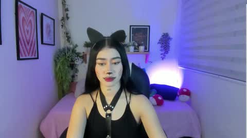 camila online show from October 28, 1:33 am