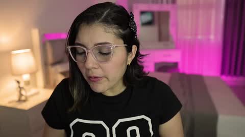 Snapshot of camila_buitrago chatting on January 11, 9:57 pm Camila buitrago online show from January 11, 9:57 pm