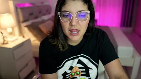 Snapshot of camila_buitrago chatting on February 11, 12:59 am Camila buitrago online show from February 11, 12:59 am