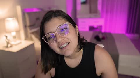 Snapshot of camila_buitrago chatting on December 30, 2:42 am Camila buitrago online show from December 30, 2:42 am