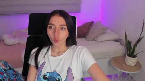  C A M I  online show from April 8, 4:58 am