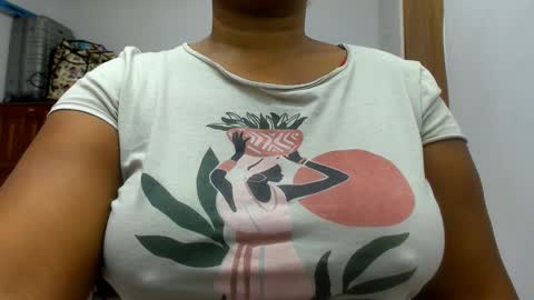 Camila online show from September 25, 10:47 am