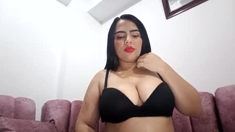 camila online show from December 1, 3:32 am