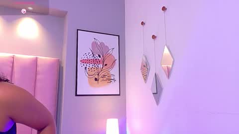 Camila online show from December 4, 12:51 pm