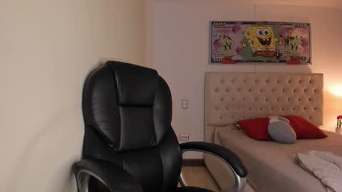   online show from September 29, 4:39 am