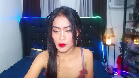 Snapshot of camilla_morena chatting on February 19, 2:12 am camilla_morena online show from February 19, 2:12 am