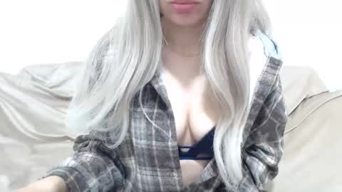 CamilleBunny online show from April 9, 2:25 am