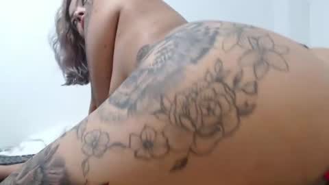 Cammi osoriioo online show from June 20, 4:49 am