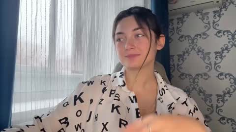 Kate online show from November 28, 8:17 am