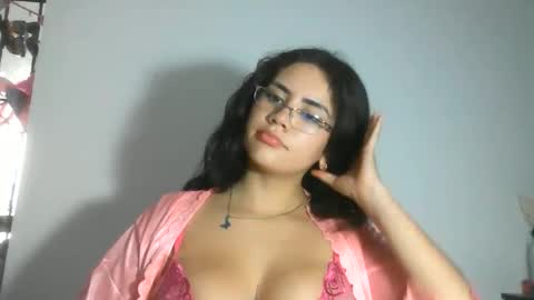 candisara online show from June 10, 5:55 pm