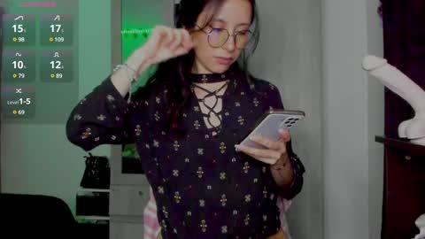 Candy online show from December 2, 9:15 pm