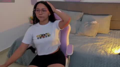 Candy online show from October 15, 6:54 pm