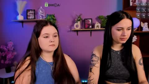 candy flossie1 online show from April 2, 8:17 pm