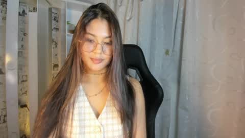 Snapshot of candy_hes chatting on September 19, 11:59 pm Nickol online show from September 19, 11:59 pm