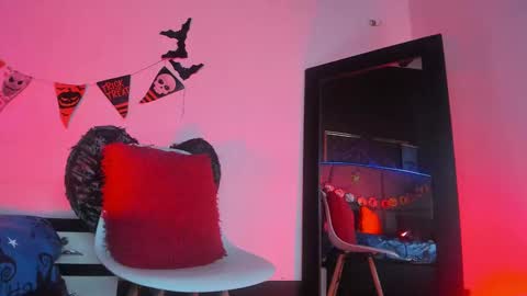 Candy plus online show from October 9, 7:29 pm