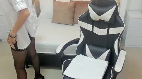 CANDY online show from November 18, 7:26 pm