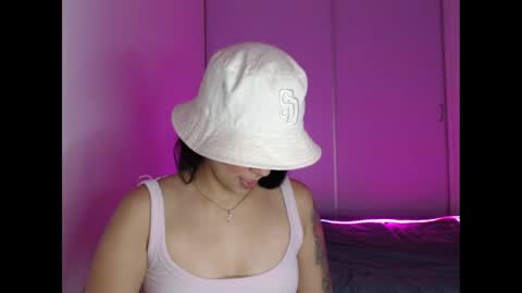 Snapshot of candyfire666 chatting on October 1, 2:49 am Sara online show from October 1, 2:49 am