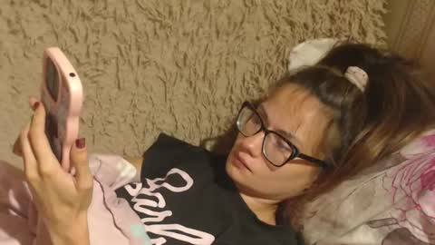 say meow and send tips  online show from September 17, 12:36 pm