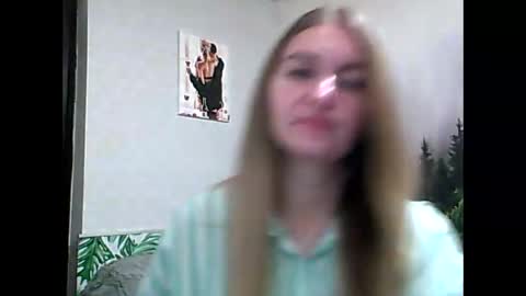 Daisy online show from September 25, 8:50 pm