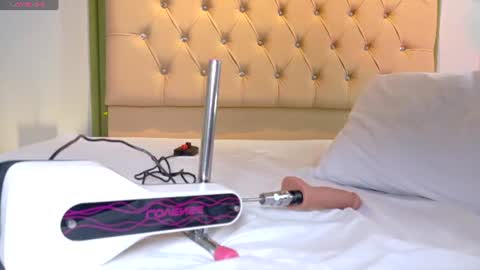 candyrose__ online show from June 19, 11:57 am