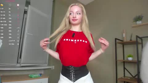 Kate online show from March 19, 3:05 pm