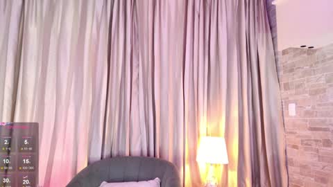 Isabella online show from April 5, 5:12 pm