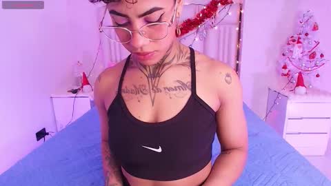 Aura  online show from December 2, 11:56 am