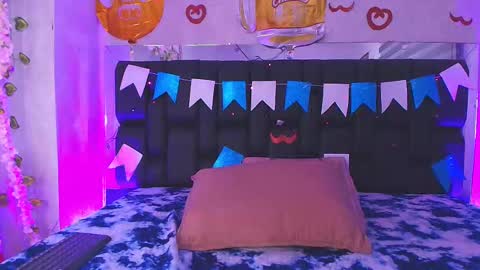 Aura  online show from September 23, 12:03 pm