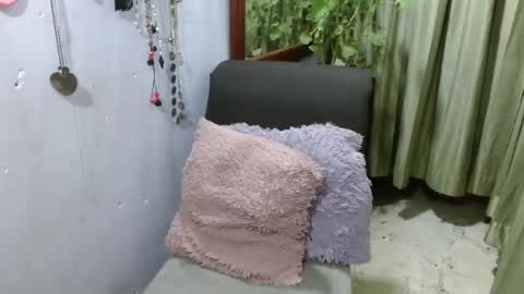 CanelaCollins online show from December 5, 3:28 am