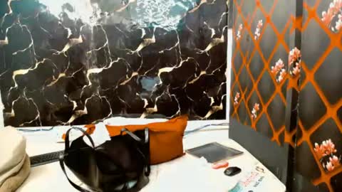 caramelminxx_ online show from July 9, 7:55 am