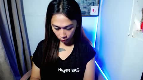 Snapshot of caramiya chatting on October 4, 3:01 am JANE AND BARBIE online show from October 4, 3:01 am